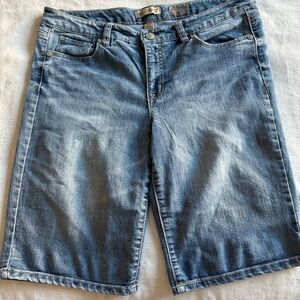 Nine West Vintage America Blue Denim Mid-rise Jean Shorts - 90s Y2K
